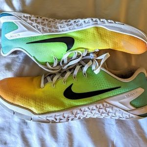 Nike Metcon 4 Size 12 White/Black/Lagoon Pulse